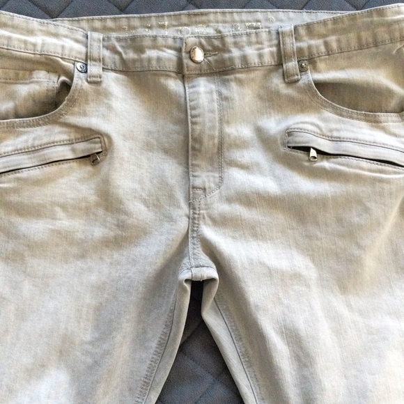 Kilogram Men's Distressed Jeans - Picture 2 of 12